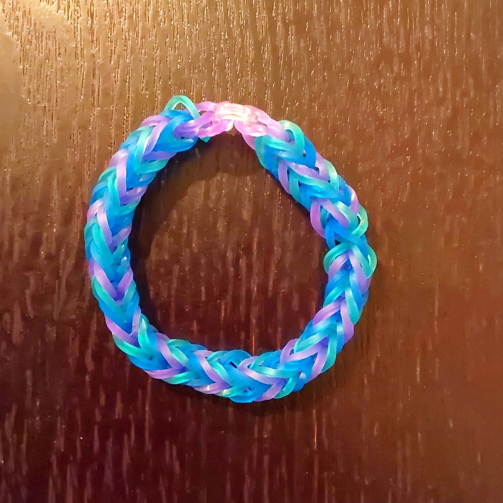 Fishtail bracelet